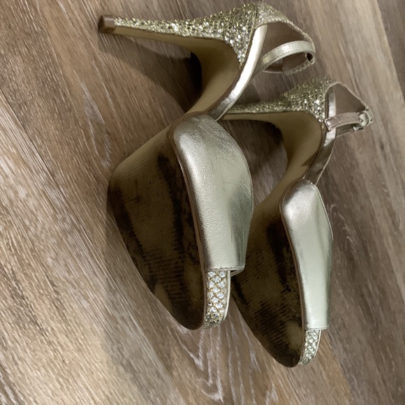 Alfani-Lyla Evening Platform Sandals EUC - Picture 10 of 10